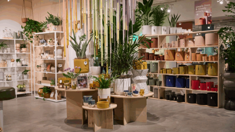 Wholesale Yard Decorations Suppliers: Complete Guide for Retailers and Businesses